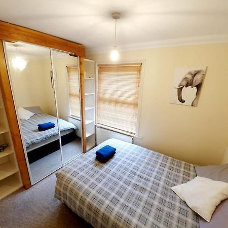 Apartamento Chelmsford Centre House Exterior foto